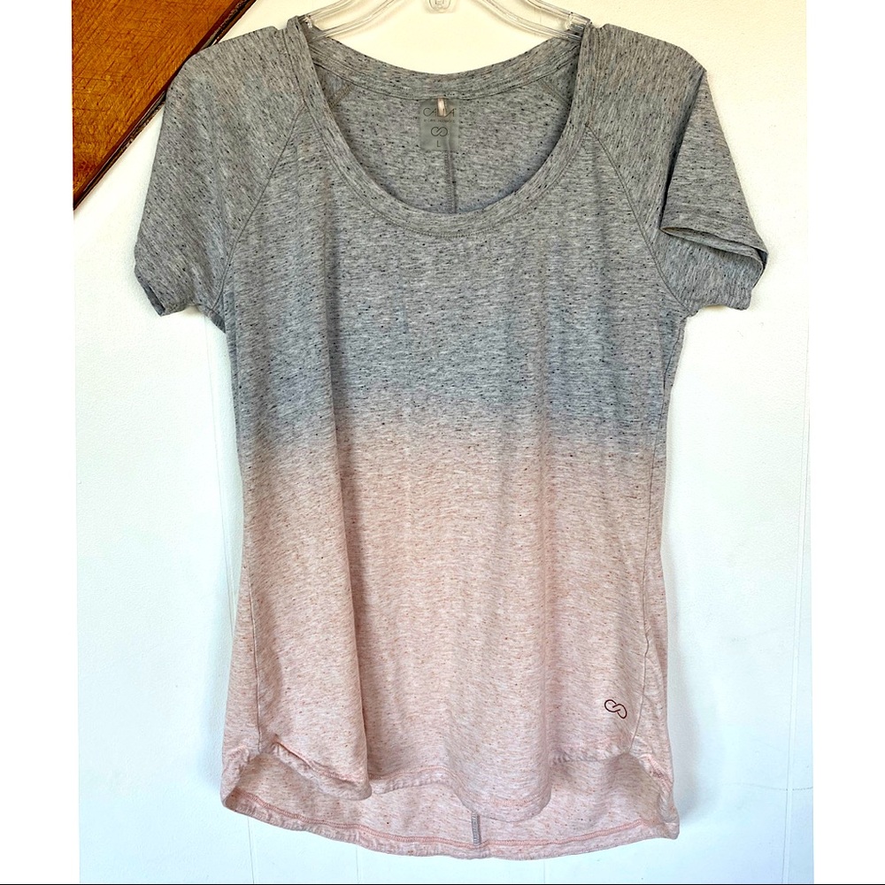 CALIA by Carrie Underwood - Ombré Gray & Pink Tshirt - L